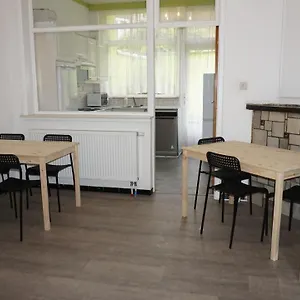 house-luppen-two-kitchens-two-bathrooms.hotelsantwerp.net/